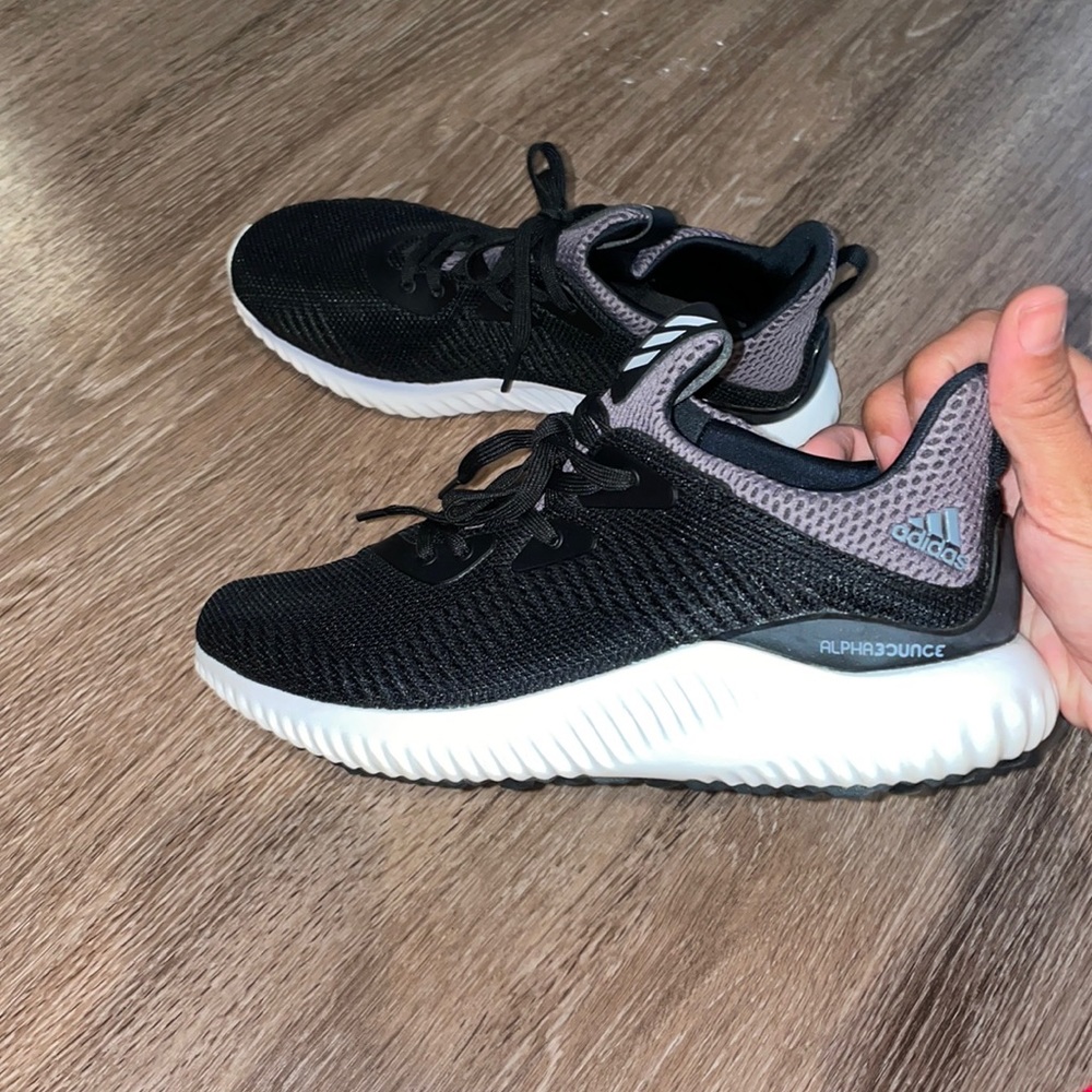 Adidas Alpha Bounce Sneaker